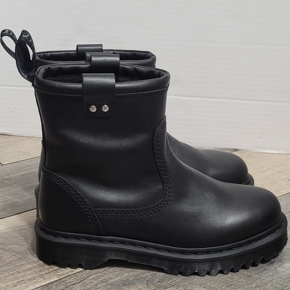 Moto Biker Streetwear Boots Milled Wanama Leather Dr. Marten's Women10 Punk NEW